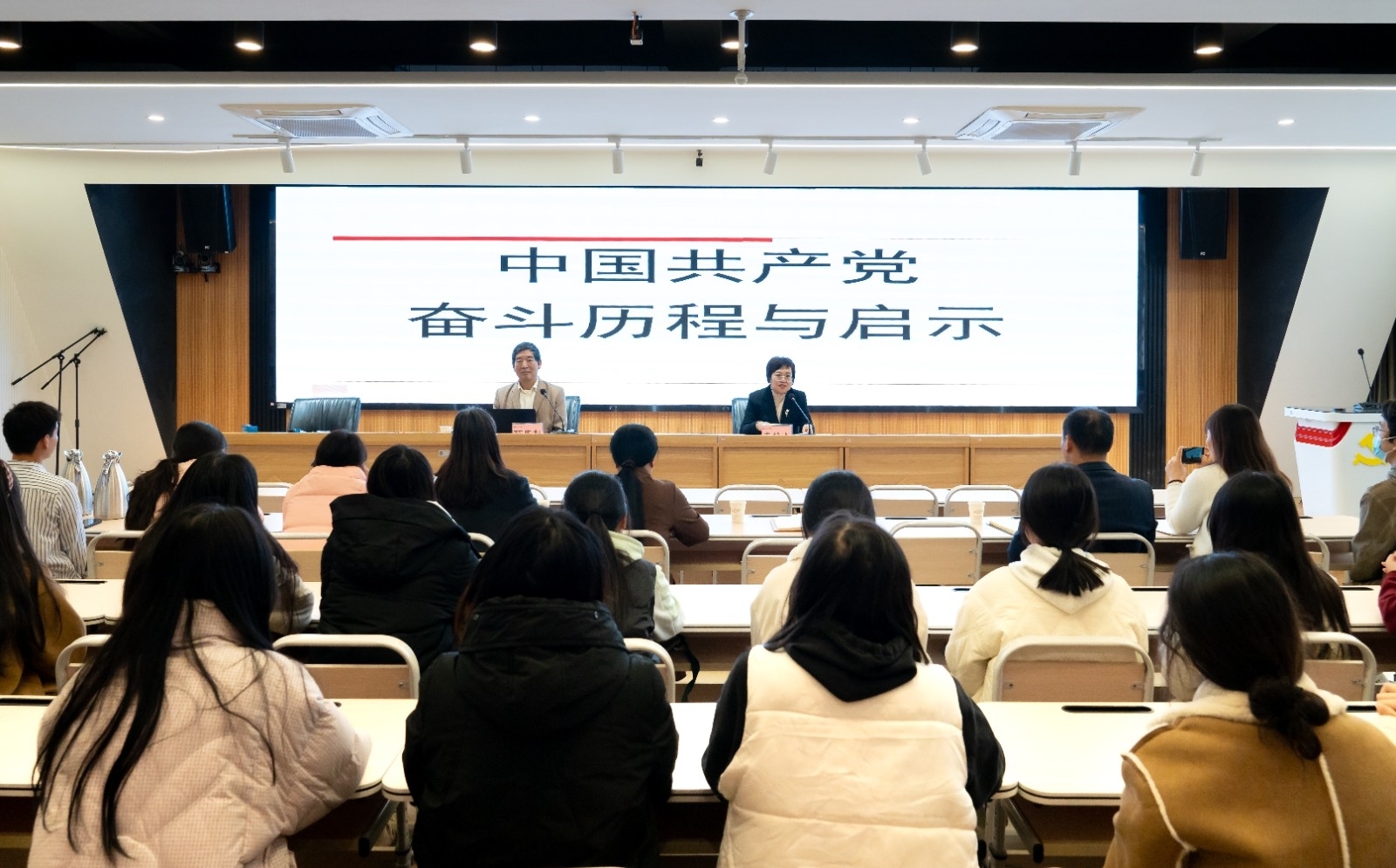 DSC02352(1).jpg DSC02352(1).jpg